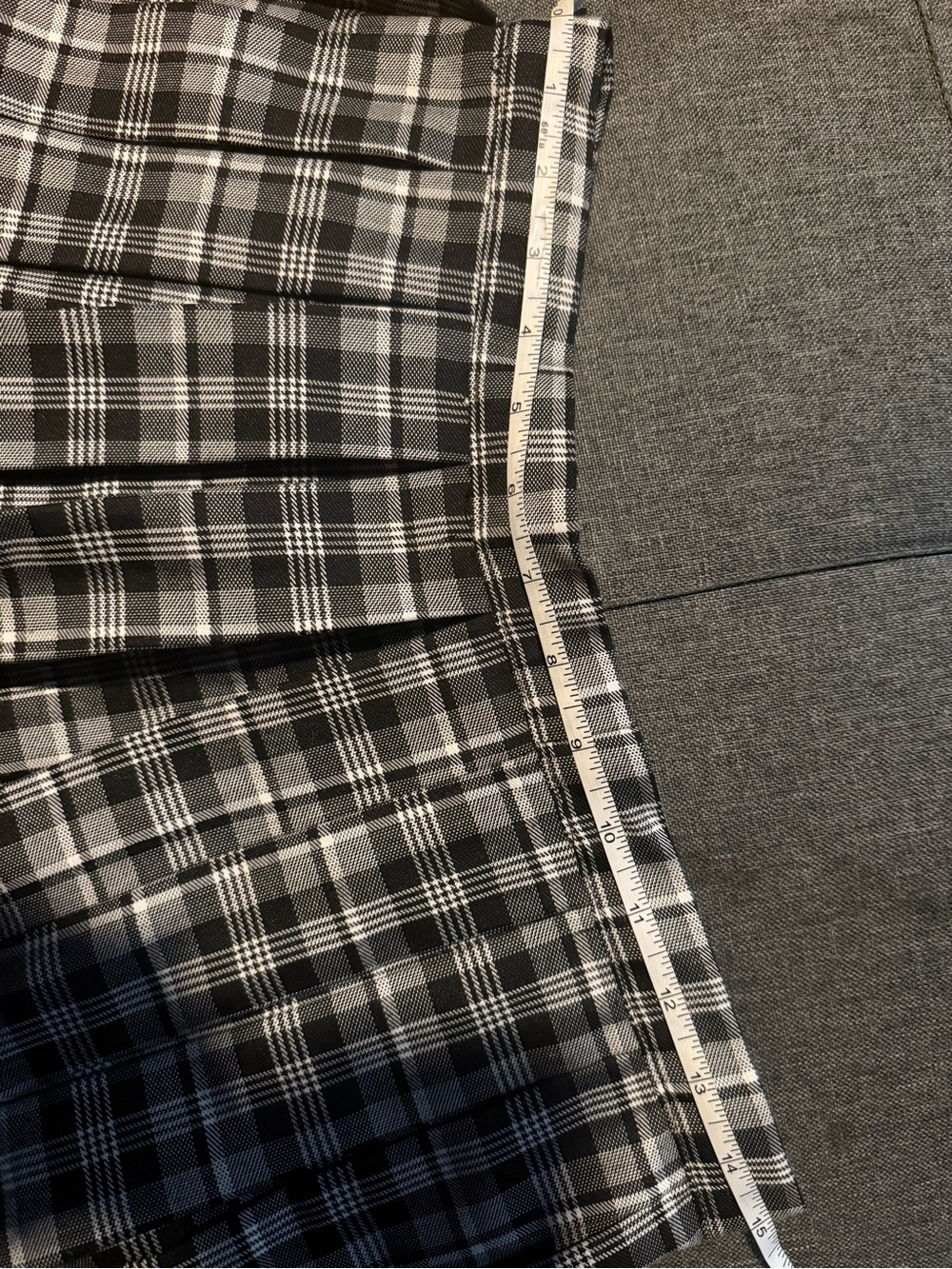 Black & White Plaid Pleated Skirt